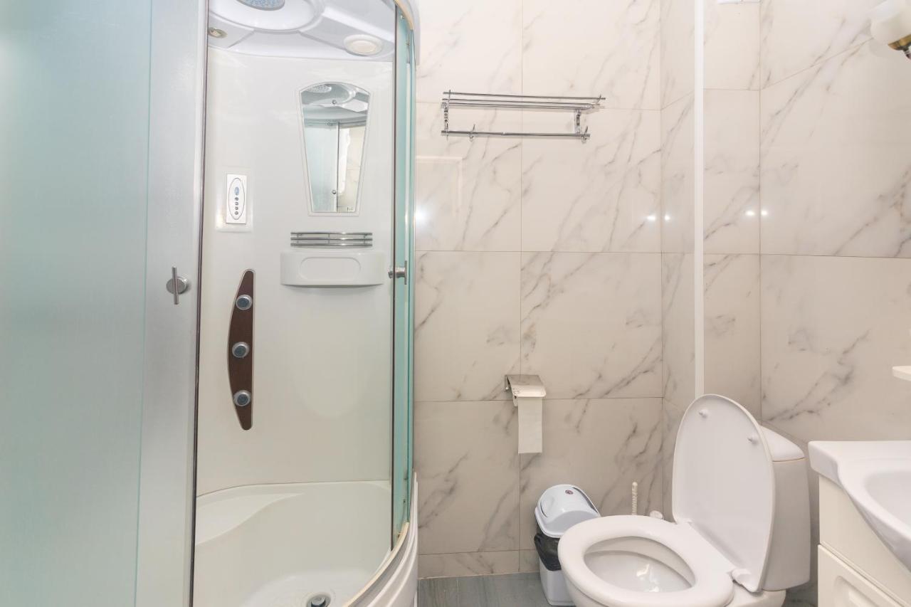 Sunkar Hotel Almaty Bagian luar foto